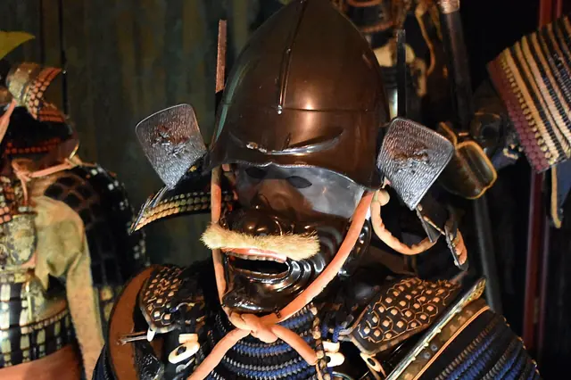 Japanese armor - Snowshill Manor - NT 1328750 - DSC 0621