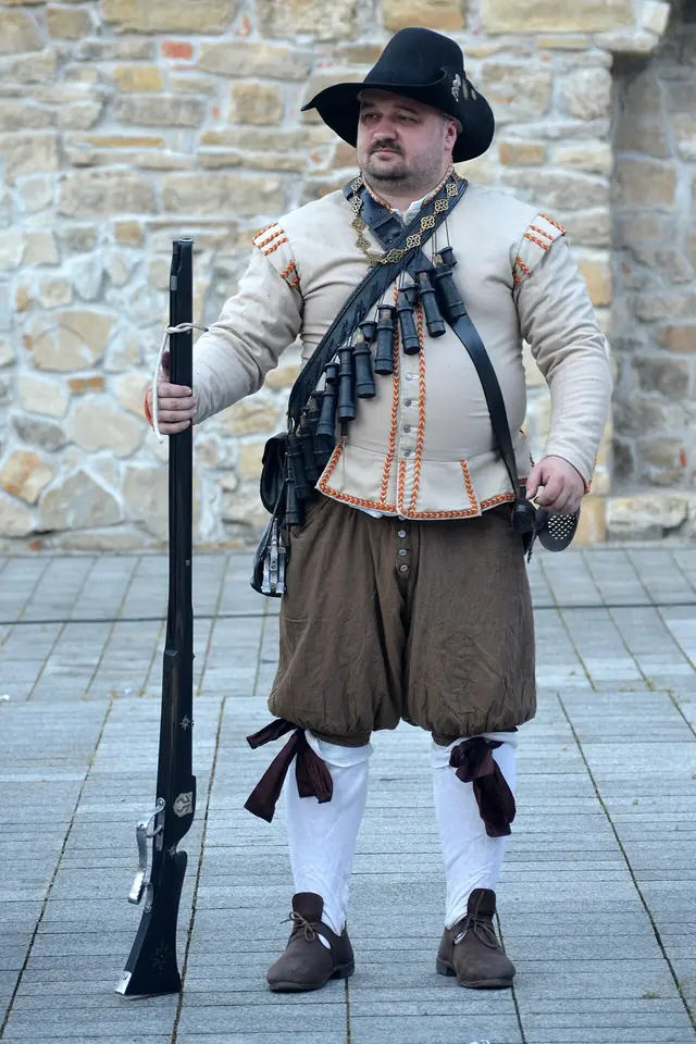 02020 0465 17th century German Infantry Musketeers of the Polish Commonwealth