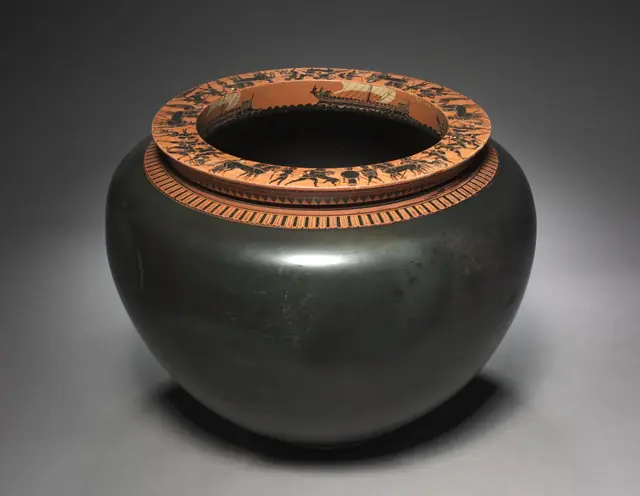 Black-Figure Dinos (Mixing Vessel): Warships (Int.); Heroic Scenes (Top)