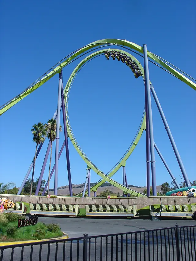 Medusa (Six Flags Discovery Kingdom) 01