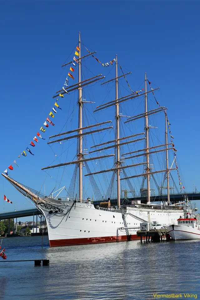 0 2993 Viermastbark Viking (Barken Viking) - Göteborg