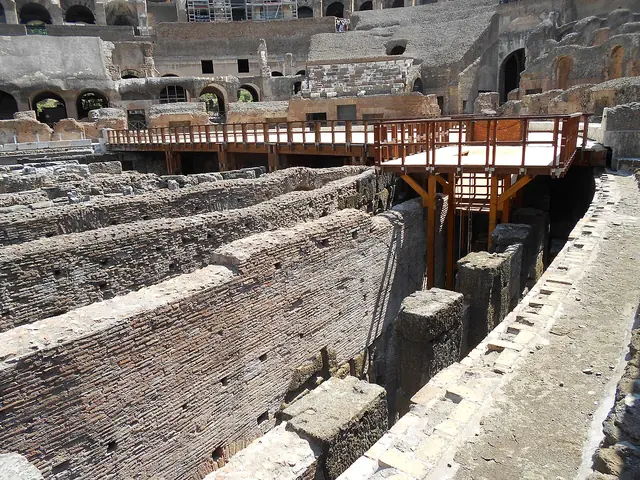 Colosseum interior-1