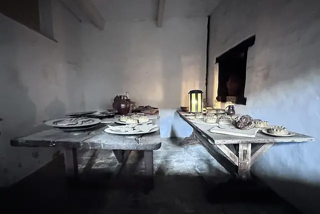 Tudor kitchen, Hampton Court Palace - 2