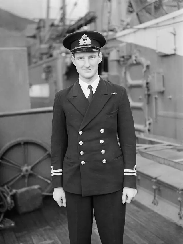 HM Submarine Venturer, Latest Submarine To Be Commissioned. 20 August 1943, Holy Loch. A18834